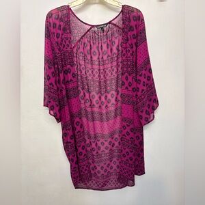 Express Magenta & Black Geometric Printed Sheer Kimono Top Woman’s Size Medium